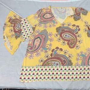 EUC Adorable Spring Yellow Bell Sleeve Top